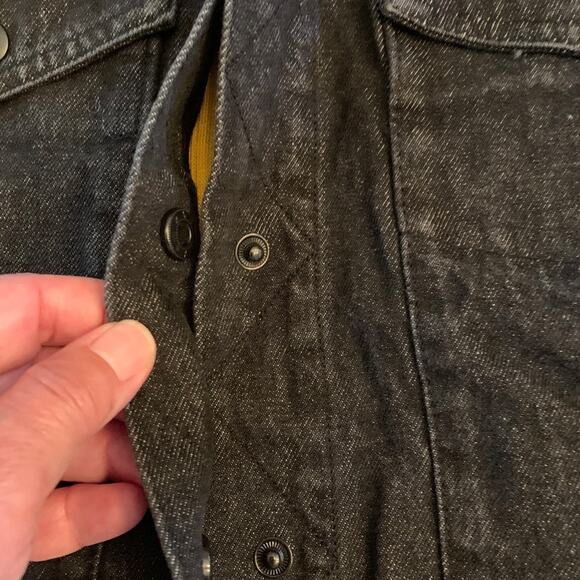 NWT Francesca's Mi ami Black Floral Embroidered Jean/Denim Jacket - SIZE MEDIUM - Picture 6 of 8